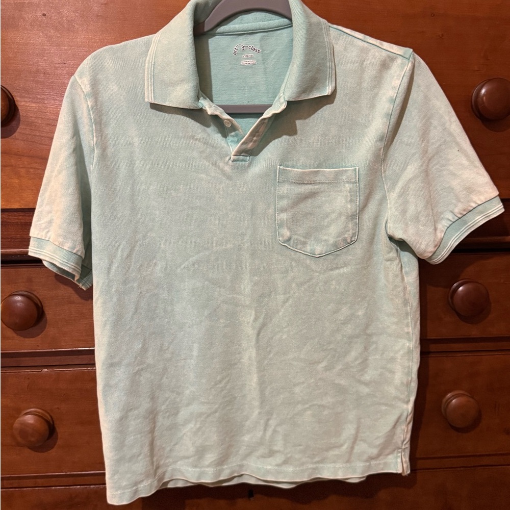 Youth Boys polo style shirt Size 10/12